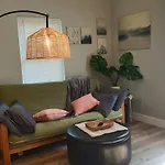 3B1B House By Methodist Hospital